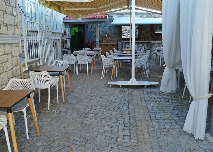 Neva Alacati Hotel 4*