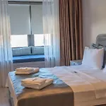 Neva Alacati Otel