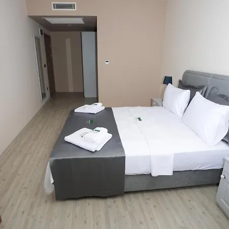 Hotel Neva Alacati 4*