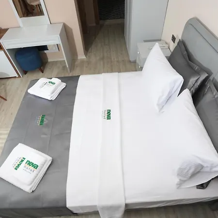 Neva Alacati Hotel Ciftlikkoyu