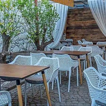 Hotel Neva 4*