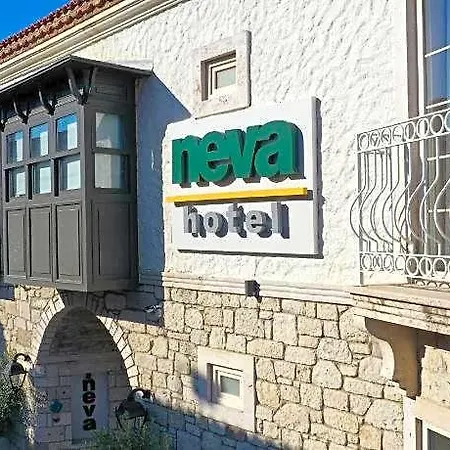 Hotel Neva 4*