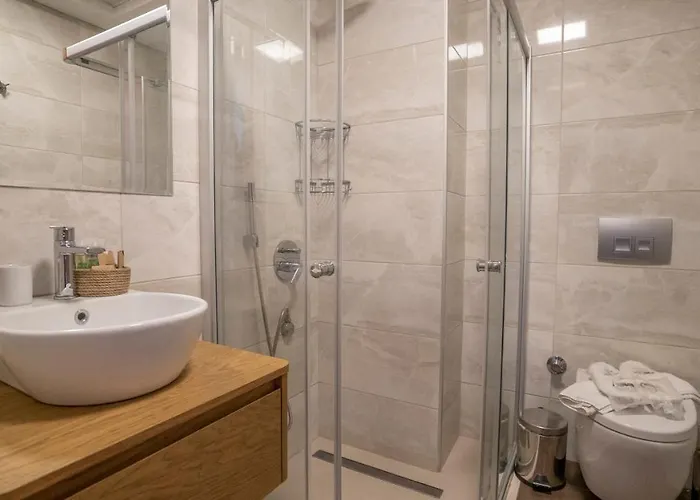 Neva Alacati Otel Ciftlikkoyu